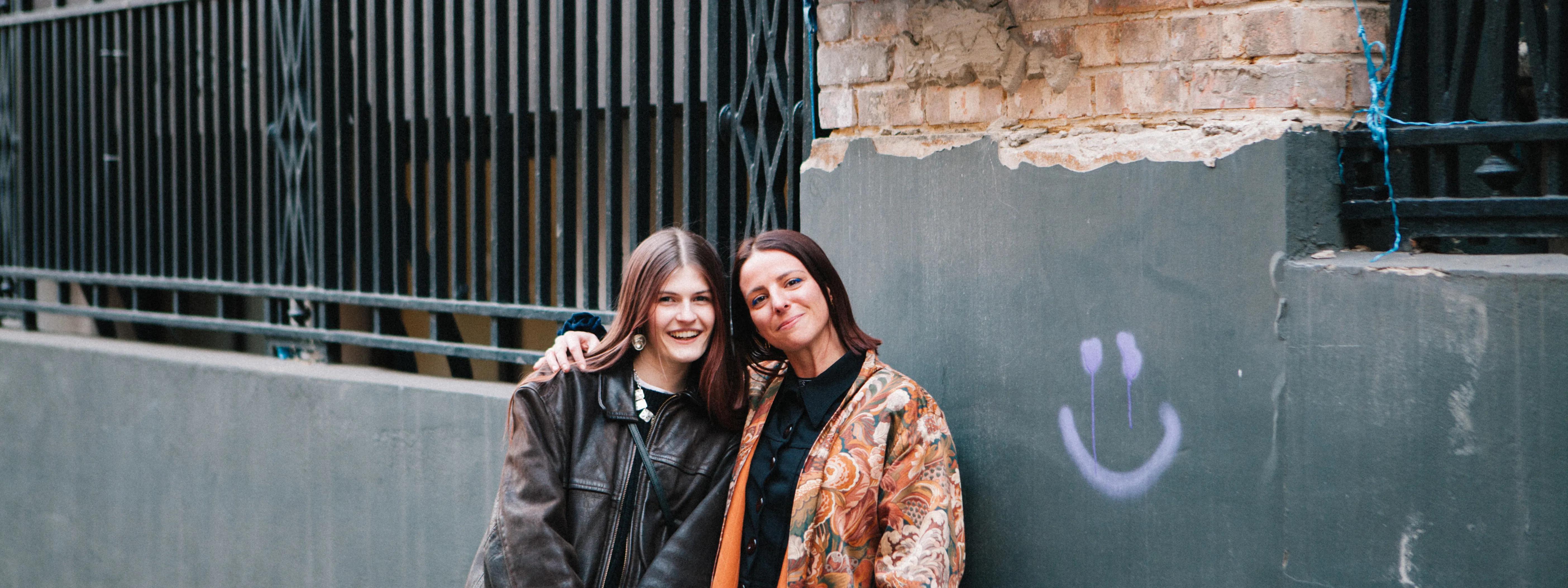 MARCY + ALICIA - 12/04/2021